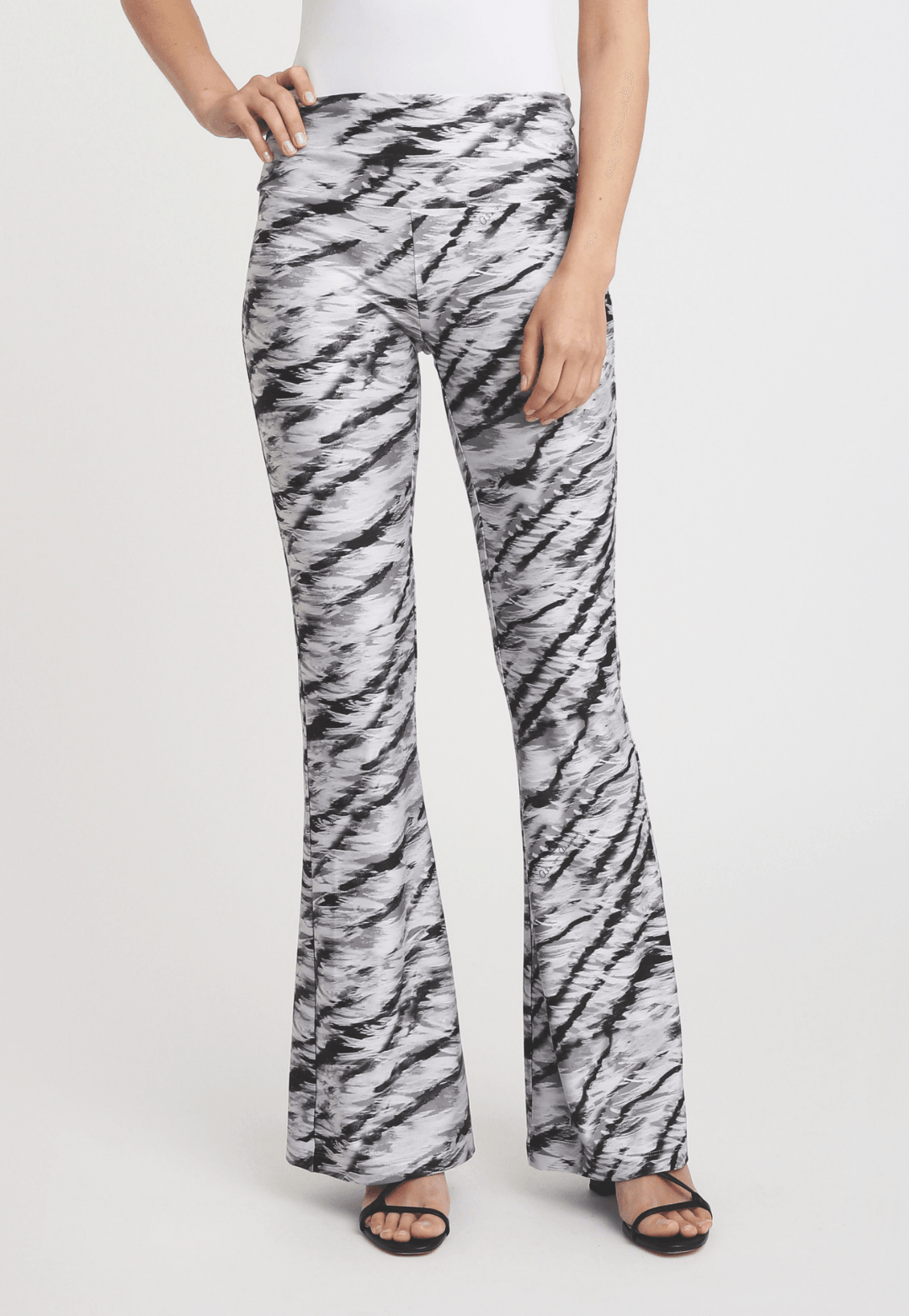black and white tiger printed stretch knit pants
