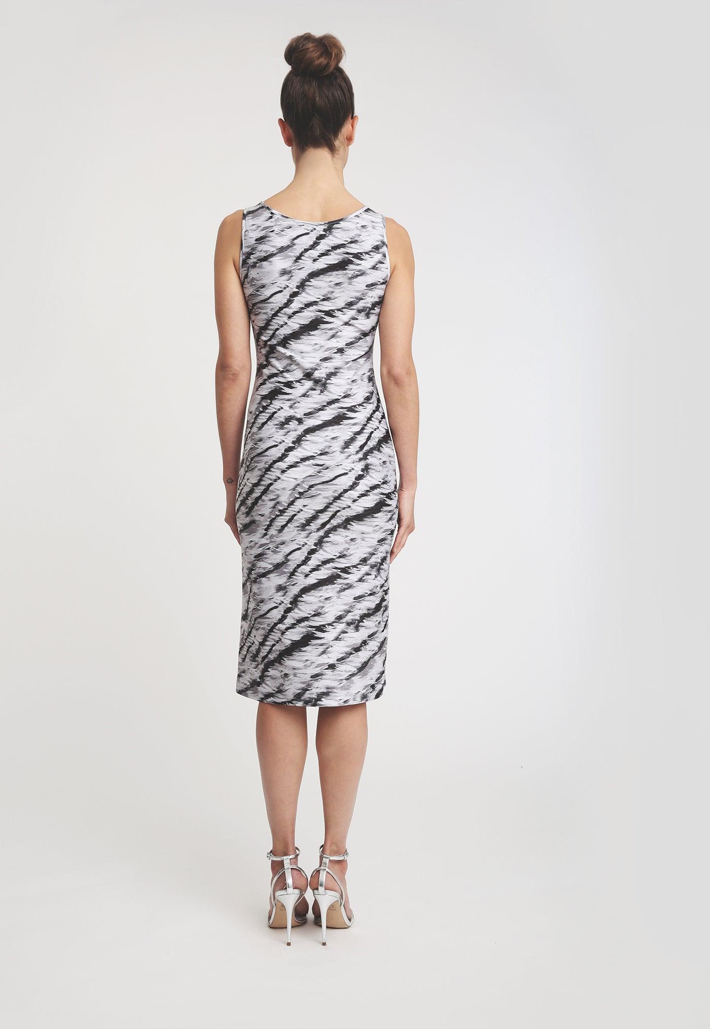 black and white tiger stripe printed stretch knit short dress